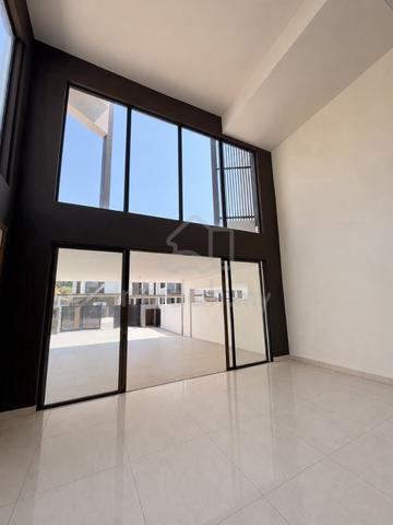 FOR SALE | Banyan Valley | Brand New Unit | Corner Lot | 3 Storey 1