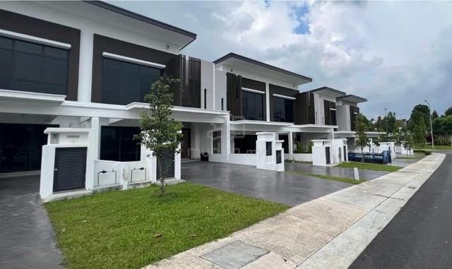 Rymba Gardens, Jade Hills 2 Storey Superlink House Fully Furnished 1
