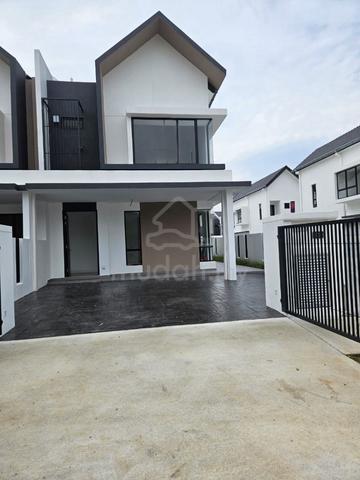 Nice Endlot Bandar Serenia City 2 Storey dengkil Kota Warisan Sale 1