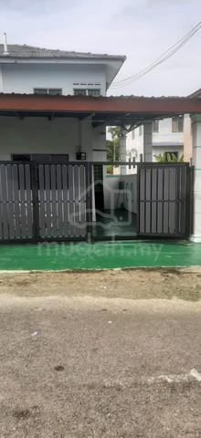 Double Storey End Lot Taman Wawasan Kulai 1
