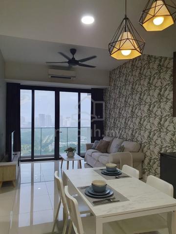 Grand Medini 1