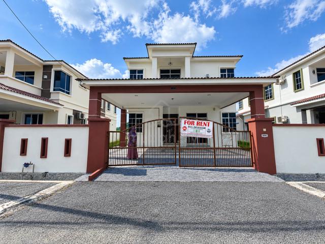 For Rent TAMAN TEJA, POKOK SENA Rumah Banglo 2 Tingkat Luas dan Cantik 1