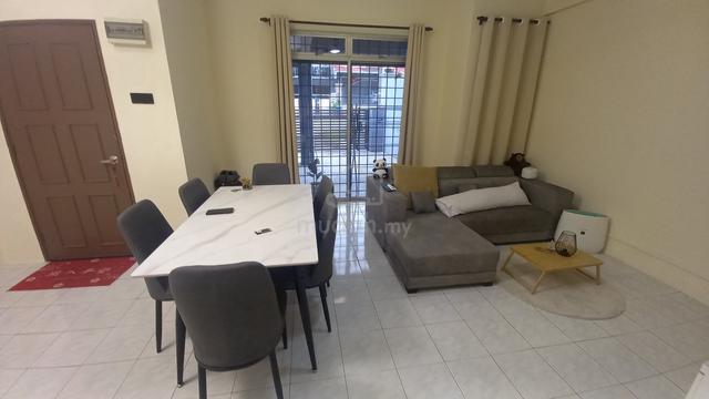 Fully Furnished Renovate Unit For Sales @ PUJ7 Puncak Jalil 1