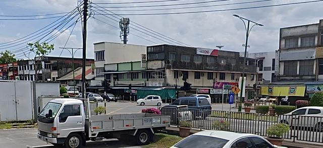 KOTA PADAWAN SHOPLOT FOR RENT at 10 MILES FACING MAIN ROAD 1
