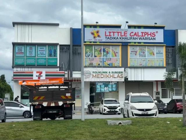 Rumah kedai taman warisan putra dengkil 1