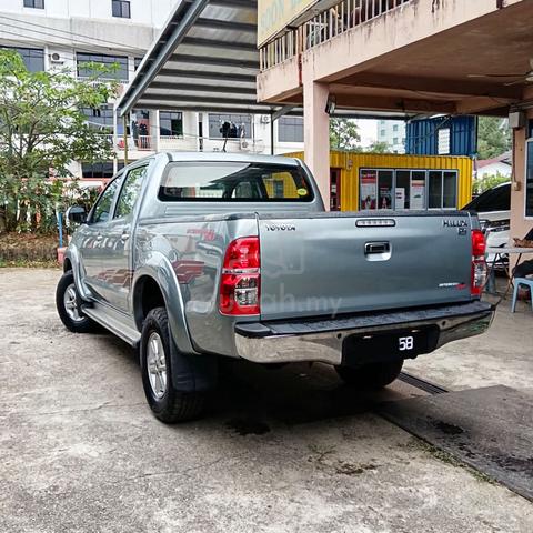 2012 Toyota HILUX 2.5 G VNT FACELIFT (M) - 4