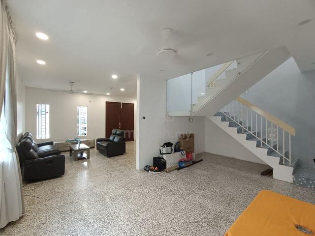 Taman Perwira 2 Storey Semi- D @ Telur Air Tawar, Butterworth For RENT 4