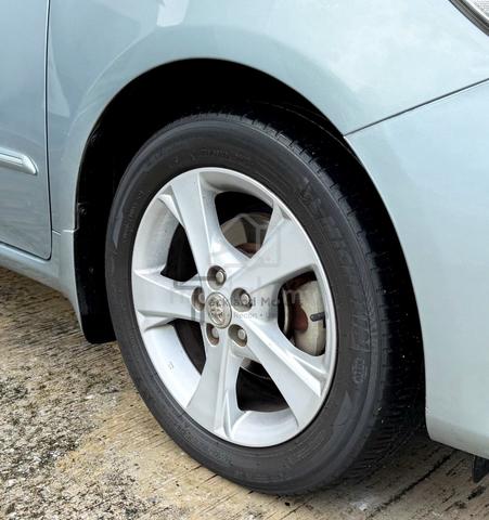 2012 Toyota Corolla Altis 1.8 G One Owner 93k KM - 4