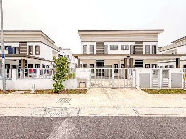 BRAND NEW Double Storey Semi D Seksyen 30 Shah Alam 1