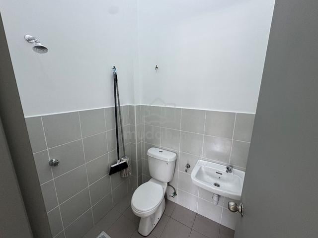 READY TO MOVE IN! 1 Storey Taman Bandar Botani Parkland, Jasin Melaka 4