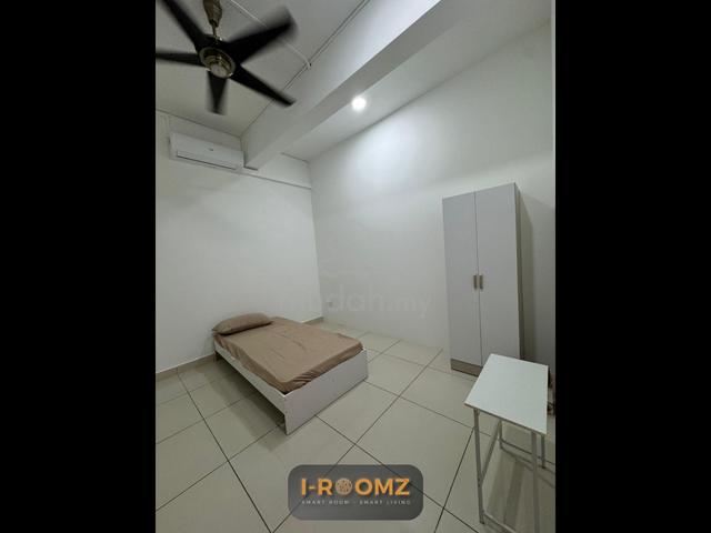 Middle Room Bilik Sewa Female Male Bdr Puteri Klang Shah Alam New 1