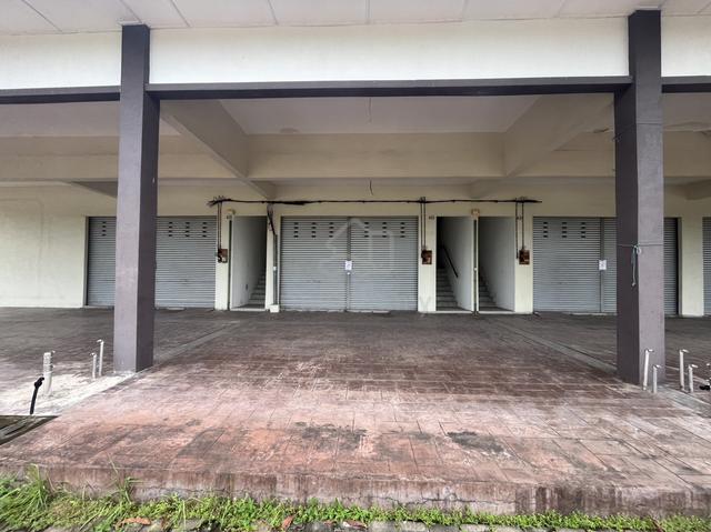 Double Storey Shop, Gambang Waterpark, Kuantan, Pahang. 1