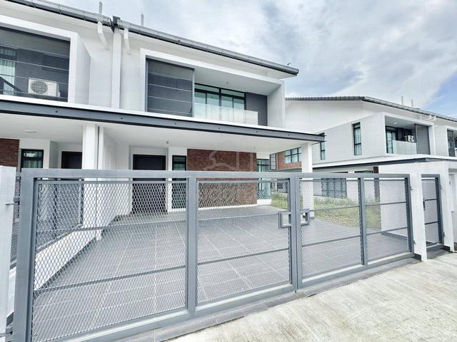 Aspira Garden Cluster Home 35x70 Near 2nd Link CIQ Freehold 1