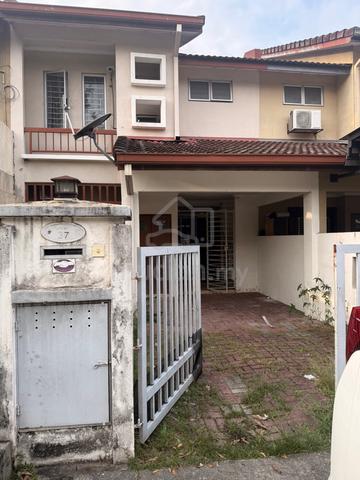 Doube Storey Terrace house at Jalan Pinggiran USJ Shah Alam 1