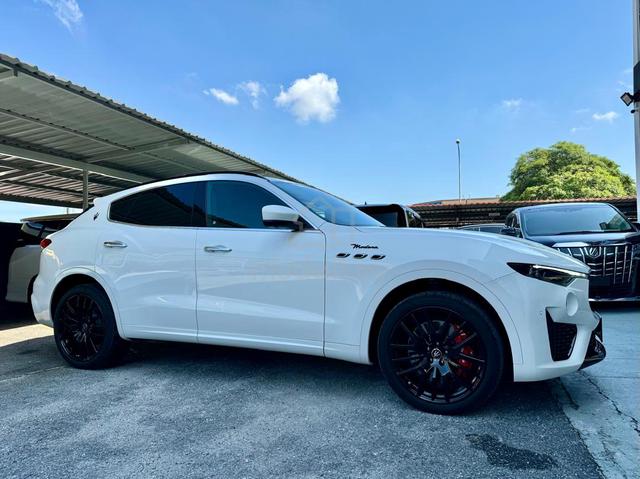 2022 Maserati LEVANTE 3.0 V6 MODENA GRADE 5A JAPAN - 3