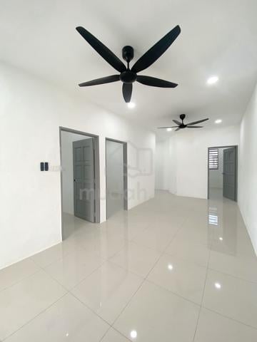 Single Storey Terrace House End Lot @ Taman Merak Jaya, Simpang Ampat 1