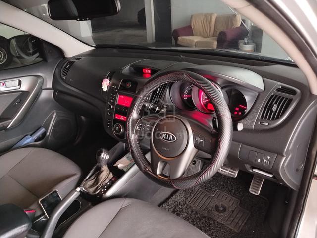 2011 Kia FORTE 1.6 SX (A) - 5