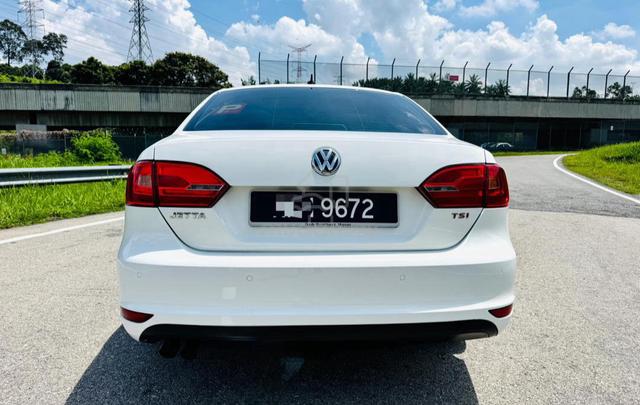 MURAH!! 2014 Volkswagen JETTA 1.4 TSI (CBU) (A) - 3