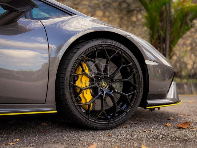 BRAND NEW 24 Lamborghini HURACAN 5.2 TECNICA LP640 - 5