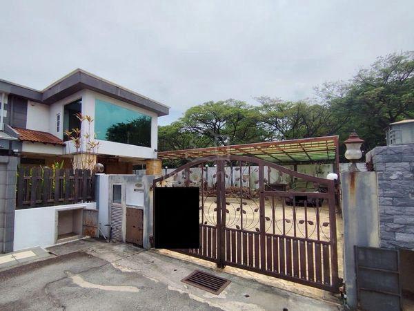 For Auction Double Storey Semi D in Taman Klang Utama 1