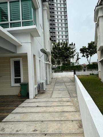 Dua Villas 2.5 Storey For Sale - Bayan Lepas Penang 1