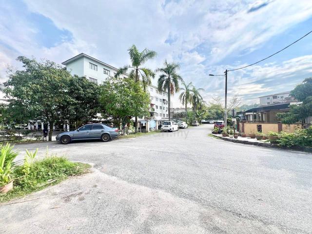 FREEHOLD! Double Storey Taman Seri Mewah Kajang 1