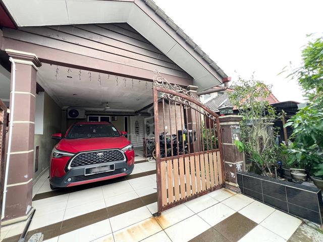 RENOVATED Tamu Hill Bandar Batang Kali Double Storey 1