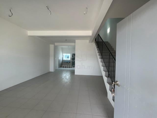 Rumah Baru Koyak Plastik 1