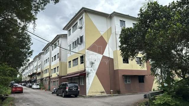 Taman Flora Heights 1