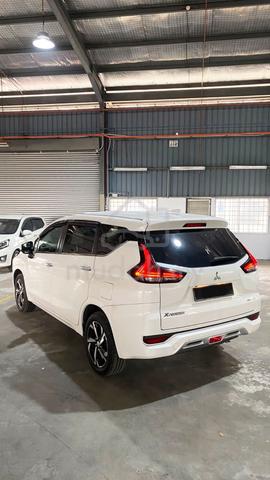 2021 Mitsubishi XPANDER 1.5 FSR TIPTOP 1-OWNER - 3