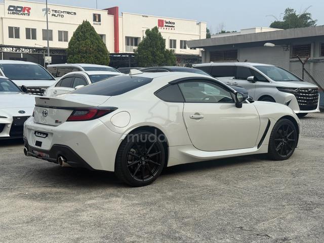 2023 Toyota GR86 2.4 RZ (AT) LOW 20k KM- OFFER NOW - 2