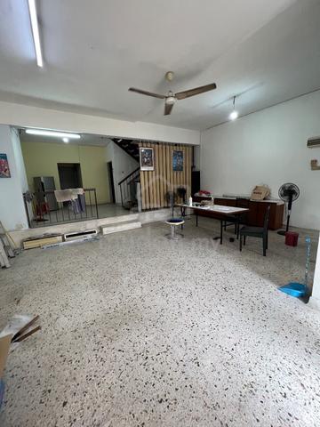 Taman Connaught, Double Storey House For Rent 1