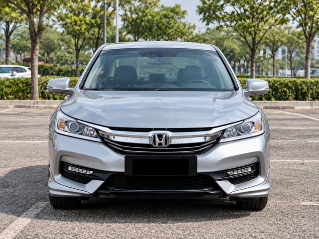 2017 Honda ACCORD 2.0 VTI-L FACELIFT (A) FULL LOAN - 1