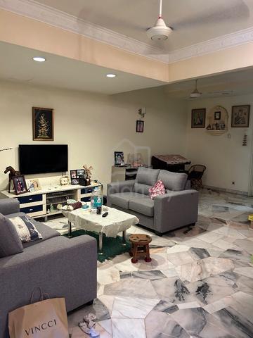 Petaling Jaya, Kelana Indah 1