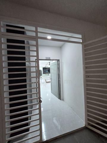 Villa Tropika (Bangi) 1