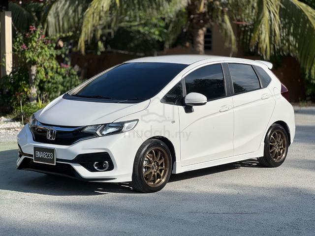 2015 Honda JAZZ FLRS 1.5 E (A) - 4