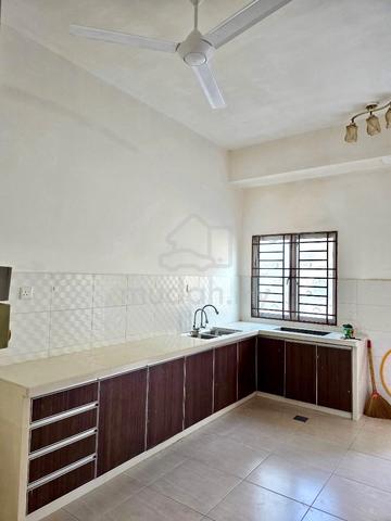 CHEAPEST 2 Storey Terrace House Setia Vista Relau Bayan Lepas For Rent 1