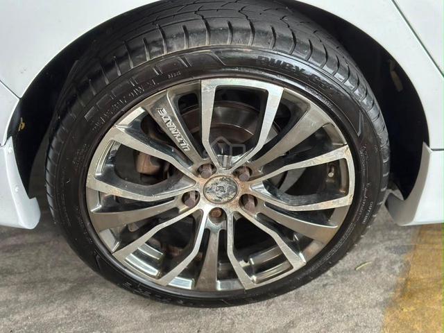 2015 Hyundai ELANTRA 1.8 PREMIUM (A) - 5