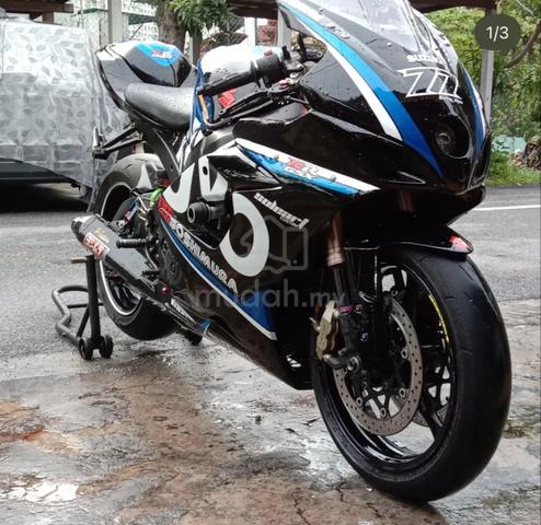 best 1000cc track bike