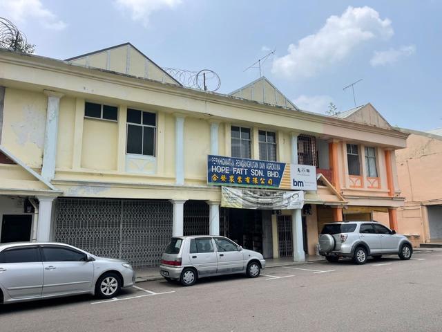 Kulai Kelapa Sawit @ Jalan Manis @ Double Storey Shoplot_For Sale 1