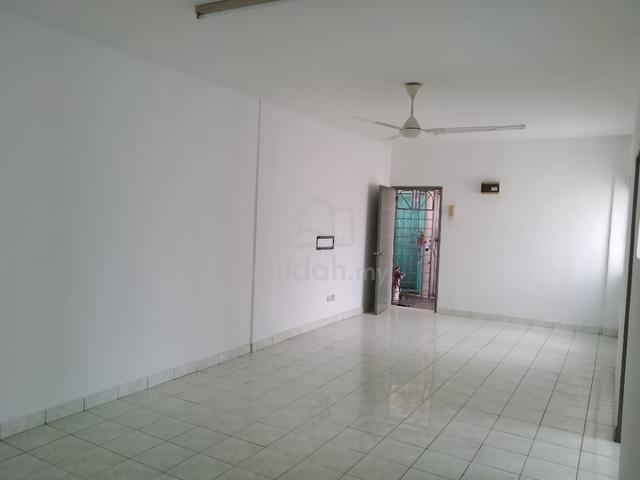 Puchong Utama Court 1 1