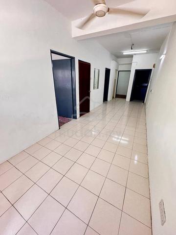 Vista Shop Apartment (Damansara Damai) 1