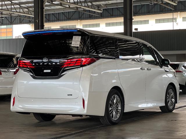 MEGA SALES 2023 Toyota ALPHARD 2.5 Z 7 SEATER MPV - 2