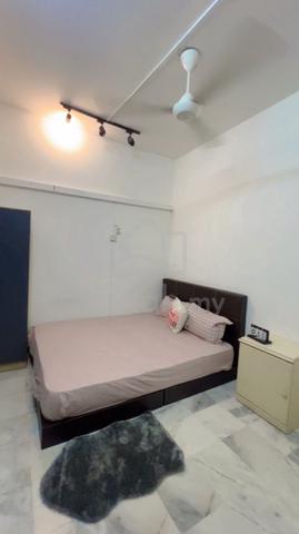 Medium Room Balcony At Palmville Resort Condominium Pjs9 Bandar Sunway 1