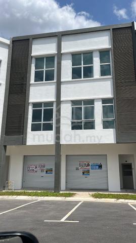 gelang patah tropicana summit commercial hub 1