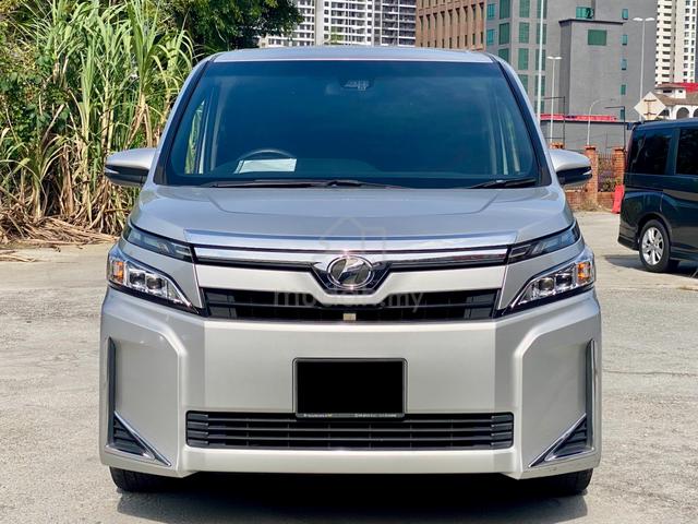 2018 Toyota VOXY X 2.0 8SEATER FACELIFT LEATHER-ST - 3