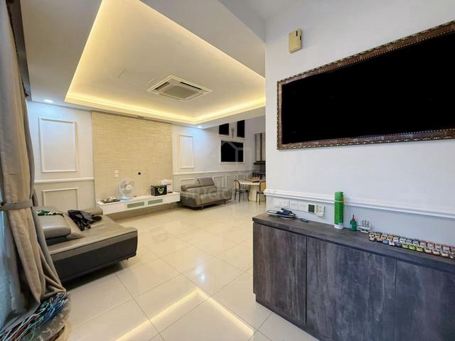 2 Storey Terrace House @ Eco Cascadia, Renovated, Full Loan Unit 1