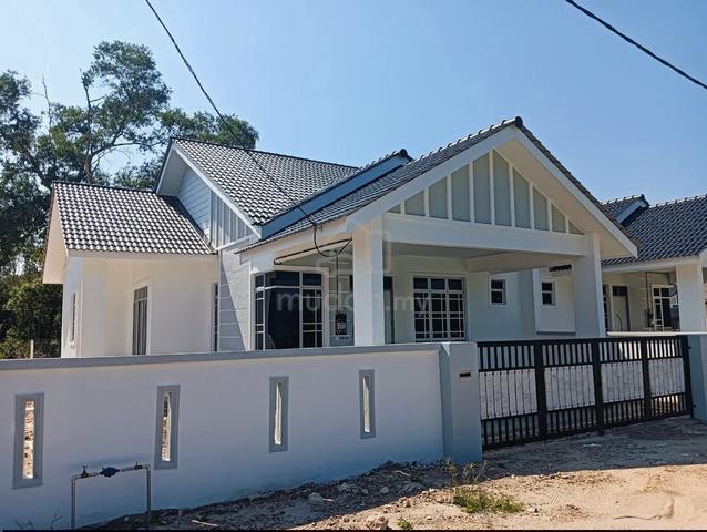 Kuala Terengganu, semi d marang tinggal 1 unit untuk dijual 1
