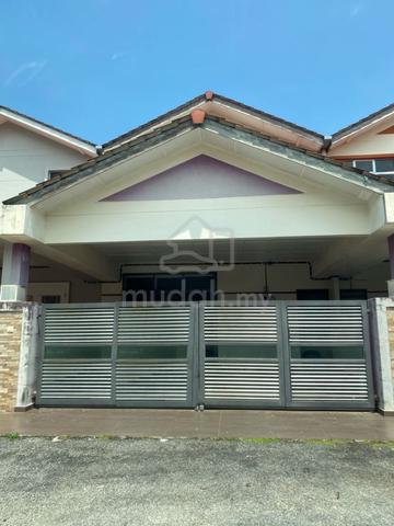 Bukit setongkol maju, Double storey House for sale. 1