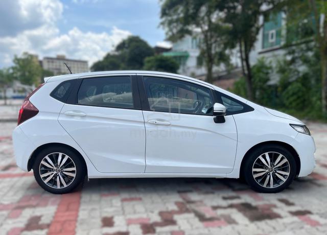 2014 Honda JAZZ 1.5 V ORI 80K KM 2 YEAR WARRANTY - 5